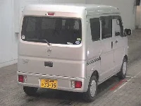 Цена авто Nissan NV100 Clipper с аукционов Японии, номер кузова DR17V, пробег 50 000, оценка 4