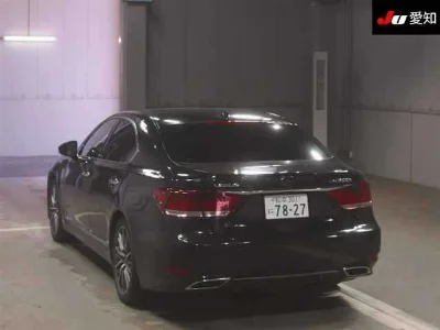 Lexus LS600h
