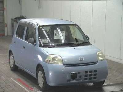 DAIHATSU ESSE