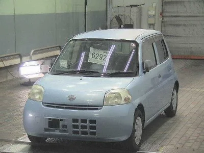 DAIHATSU ESSE