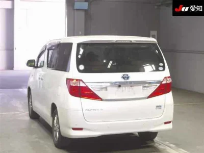 TOYOTA ALPHARD