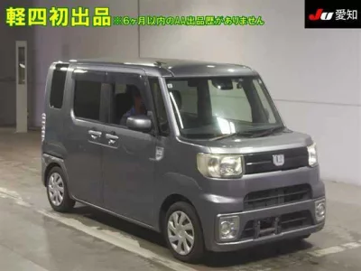 DAIHATSU WAKE