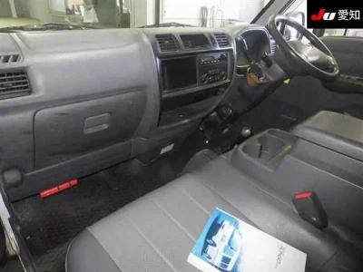 MAZDA BONGO VAN