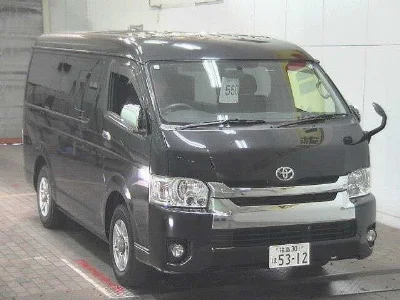 TOYOTA HIACE