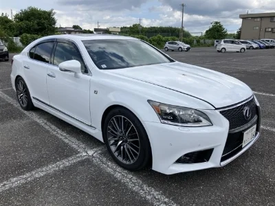Lexus LS600h