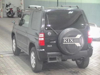 Nissan Kix