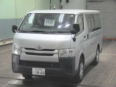 TOYOTA HIACE VAN