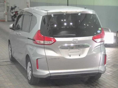HONDA FREED+