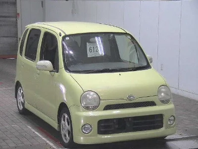 DAIHATSU MOVE LATTE