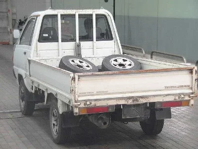 Toyota Lite Ace Truck