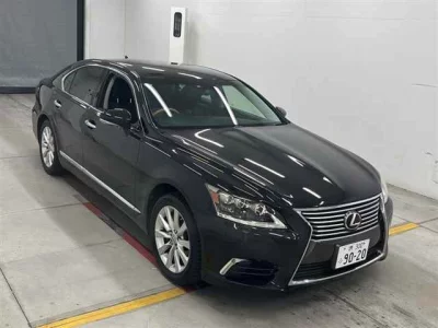 Lexus LS460L