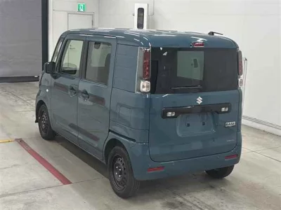 Suzuki SPACIA BASE