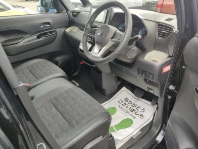 Mitsubishi Delica Mini