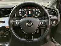 Цена авто Volkswagen Golf с аукционов Японии, номер кузова AUDFG, пробег 153 000, оценка 2