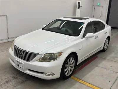 Lexus LS460L