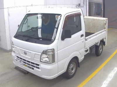 Nissan NT100 Clipper