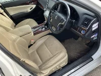 Цена авто Toyota CROWN HYBRID с аукционов Японии, номер кузова AWS210, пробег 149 000, оценка 8
