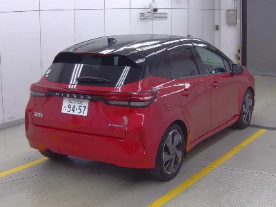Nissan Aura