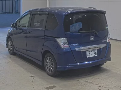 HONDA FREED