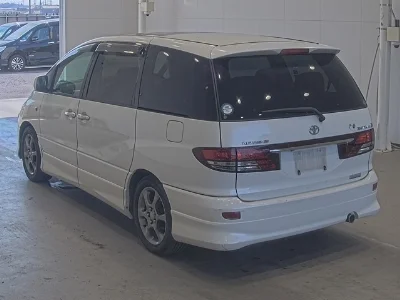 Toyota ESTIMA L