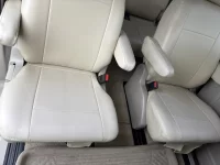 Цена авто Mitsubishi  с аукционов Японии, номер кузова CV5W, пробег 200 000, оценка 2