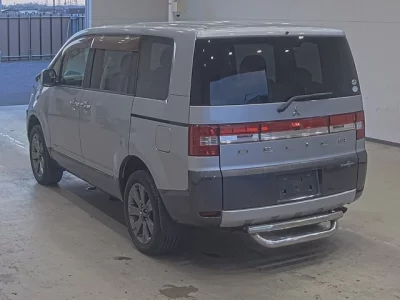 Статистика аукционов Mitsubishi Delica D:5