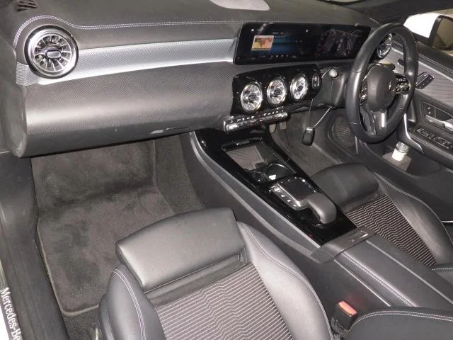 Mercedes-Benz CLA  с аукциона в Японии