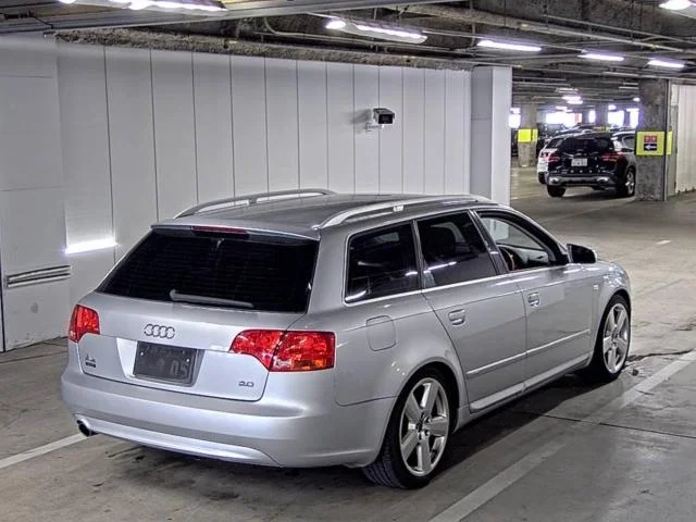 Audi A4 Avant  с аукциона в Японии