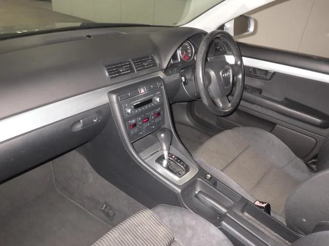 Audi A4 Avant  с аукциона в Японии
