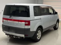Цена авто Mitsubishi  с аукционов Японии, номер кузова CV5W, пробег 181 000, оценка 2