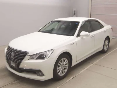 Статистика аукционов Toyota CROWN HYBRID