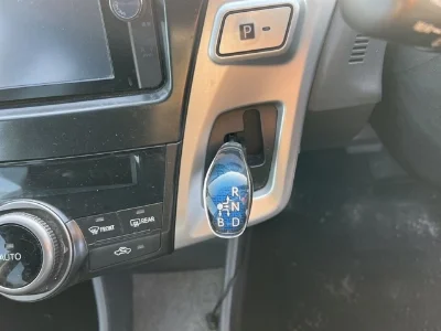 Статистика аукционов Toyota Prius Alpha