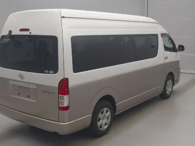 Toyota HIACE WAGON