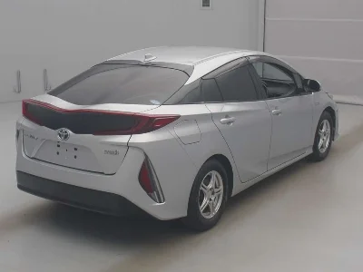 Toyota Prius PHV