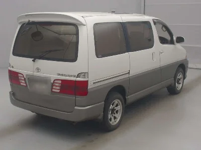 Toyota GRAND HIACE