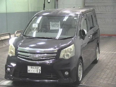 Статистика аукционов Toyota Noah