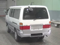 Цена авто Toyota RegiusAce с аукционов Японии, номер кузова RZH112V, пробег 109 000, оценка 6