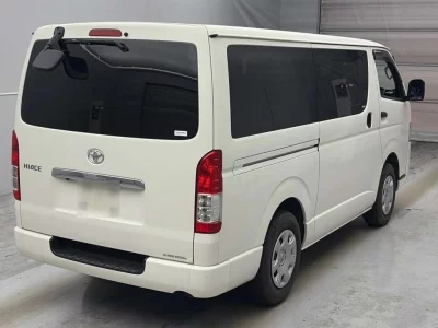 Статистика аукционов Toyota HiAce Van