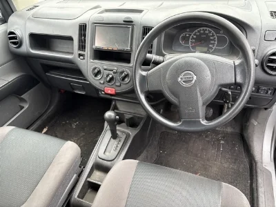 Nissan AD