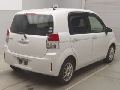 Toyota Spade