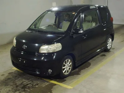 TOYOTA PORTE