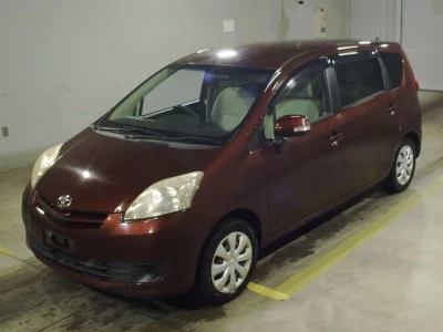Toyota Passo Sette