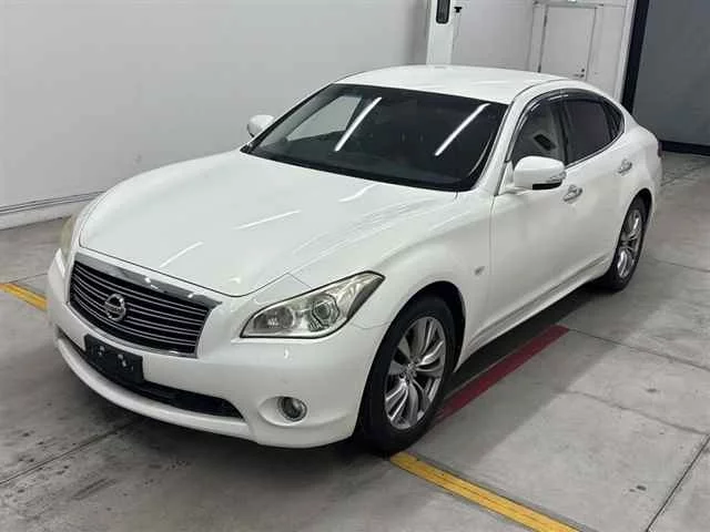 Nissan FUGA HYBRID  с аукциона в Японии