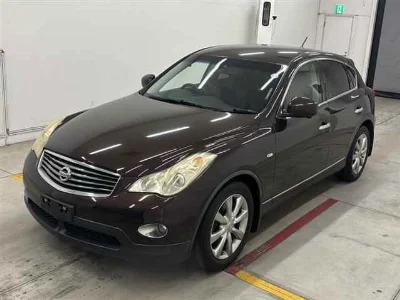 Nissan Skyline Crossover