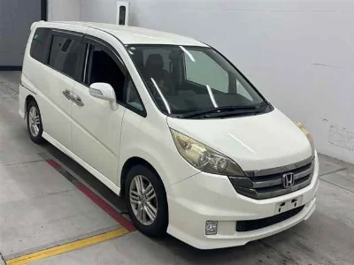 Honda STEPWGN SPADA