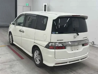 Honda STEPWGN SPADA