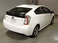 Цена авто Toyota Prius с аукционов Японии, номер кузова ZVW30, пробег 281 000, оценка 2
