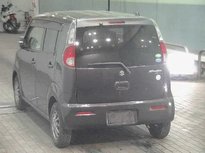 Suzuki MRWAGON