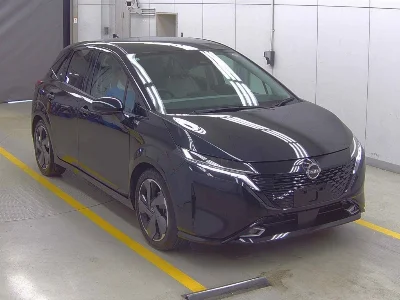Nissan Aura