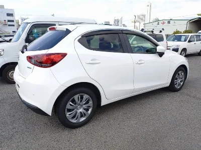 Mazda Mazda2